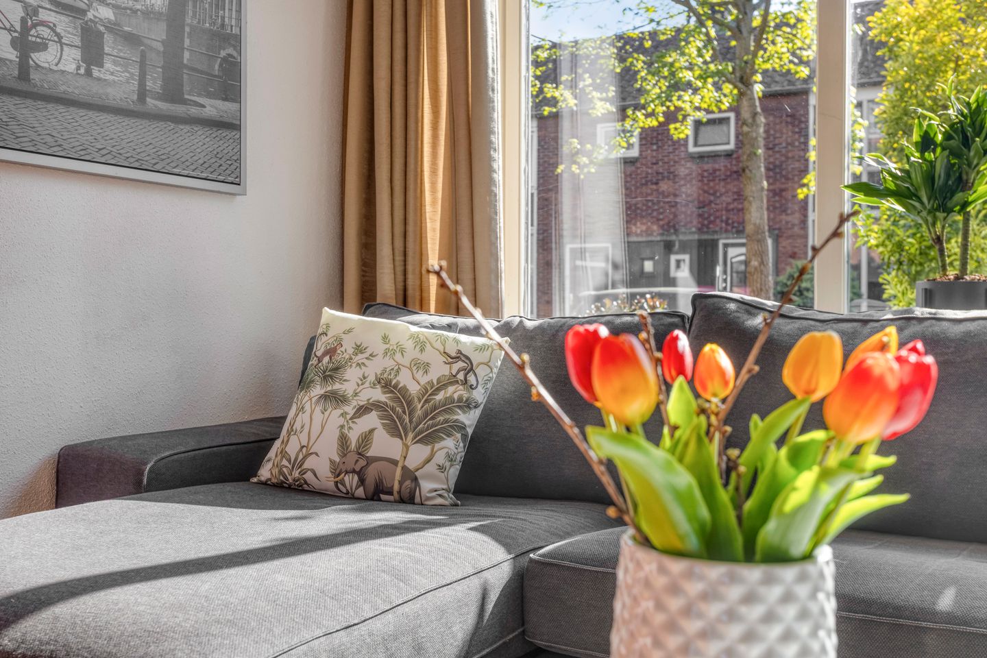 Foto 10 van Reinierstraat 10