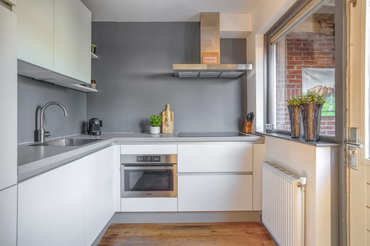 Foto 15 van Reinierstraat 10