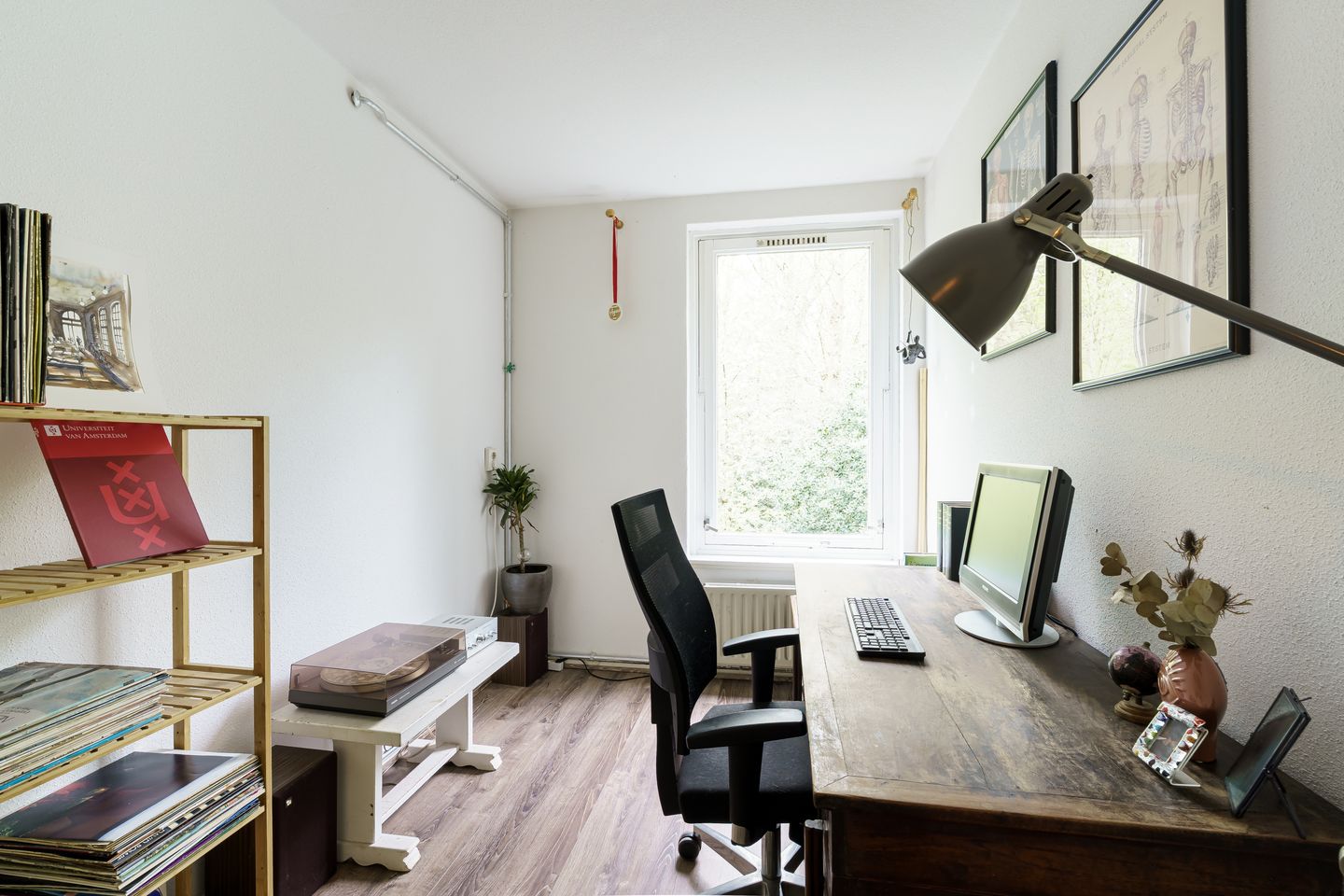 Foto 25 van De Genestetlaan 20-B