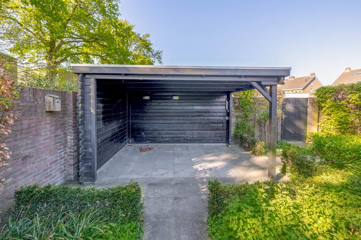 Foto 32 van Oranjeplein 21