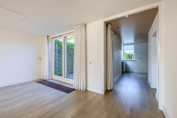 Foto 13 van Oranjeplein 21