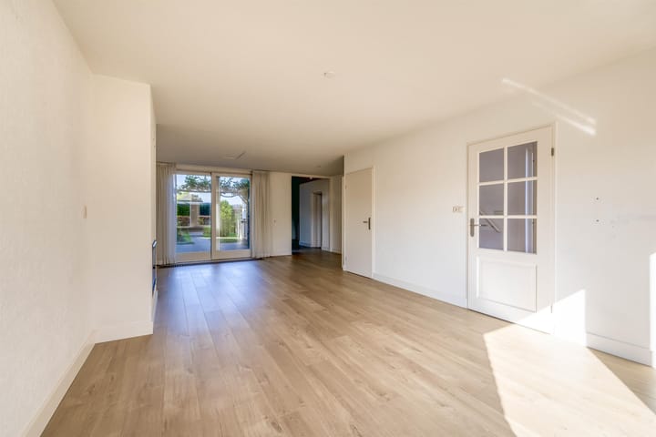 Foto 9 van Oranjeplein 21