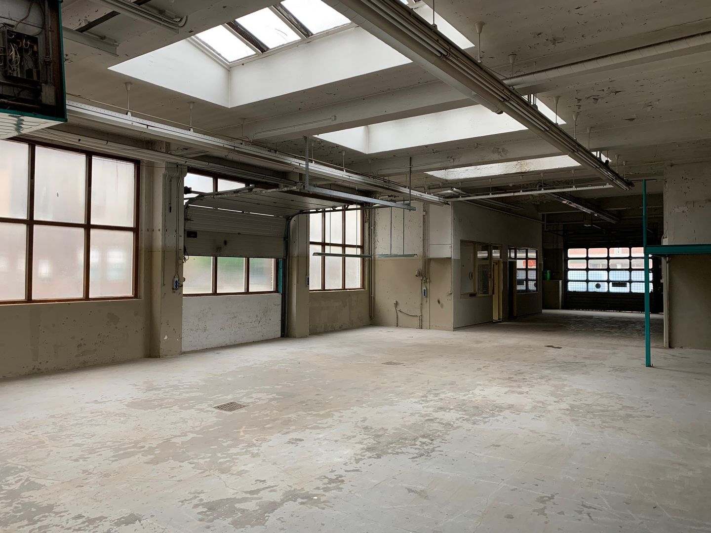 View photo 1 of Koningin Sophiestraat 35