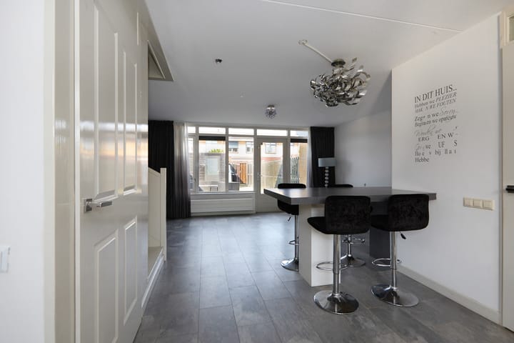 Foto 14 van Zoeloestraat 21