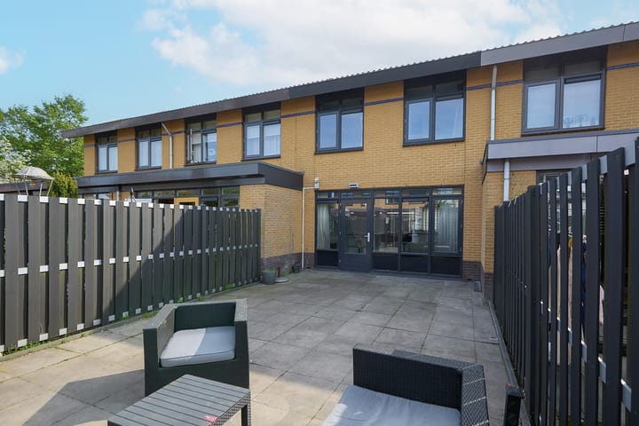 Foto 36 van Zoeloestraat 21