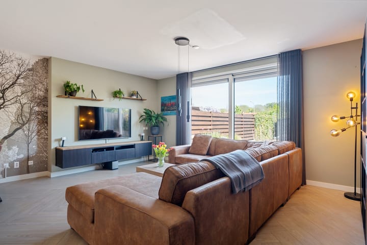 Foto 13 van Van Veendijk 48