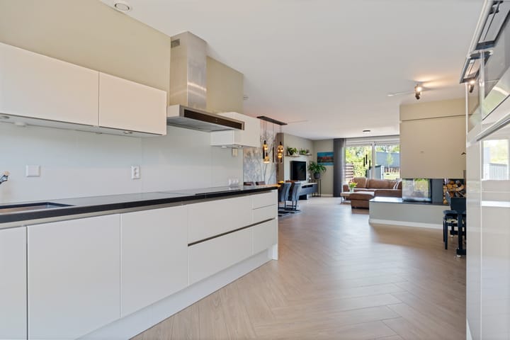 Foto 24 van Van Veendijk 48