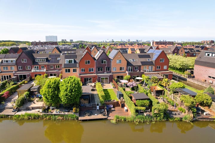 Foto 34 van Van Veendijk 48