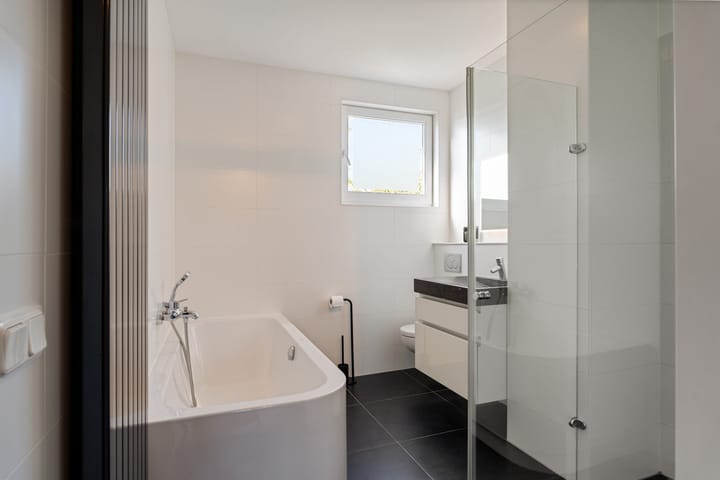 Foto 38 van Van Veendijk 48