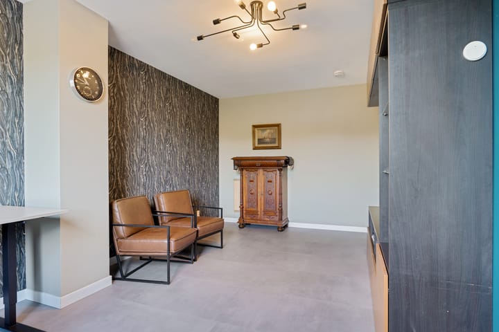 Foto 45 van Van Veendijk 48