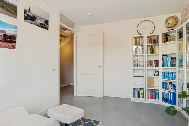 Foto 48 van Van Veendijk 48