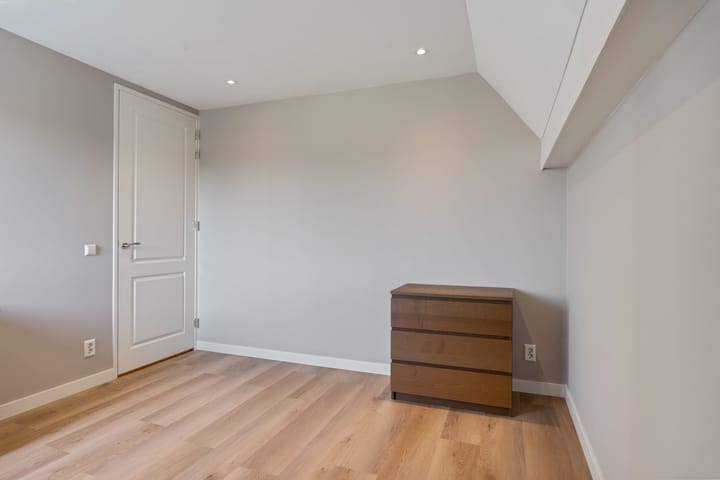 Foto 63 van Van Veendijk 48