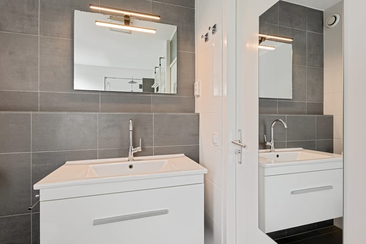 Photo 33 of Bolder 10