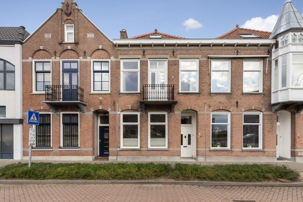 Foto 1 van Stationsweg 5
