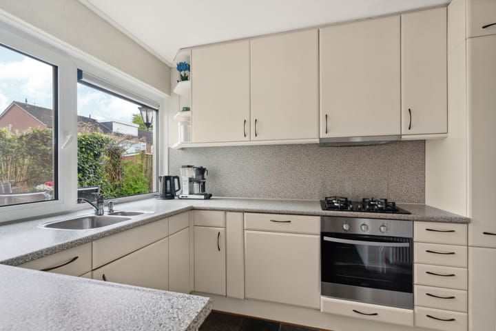 Foto 15 van Brahmsstraat 2