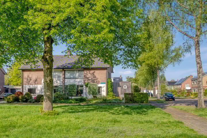 Foto 45 van Eize Bosstraat 2