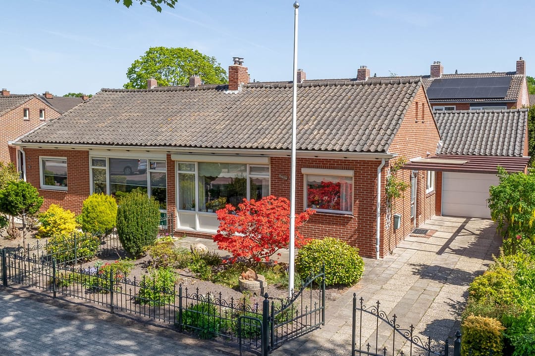 Foto 1 van Nederlandlaan 10