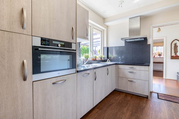 Foto 3 van Nederlandlaan 10