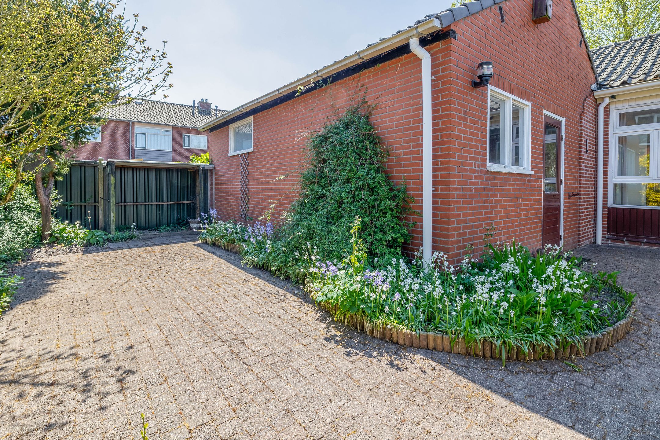 Foto 36 van Nederlandlaan 10