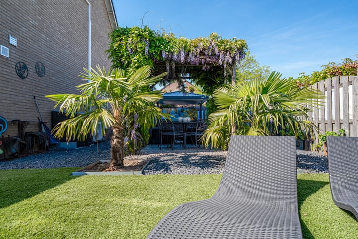 Foto 36 van Leliestraat 11