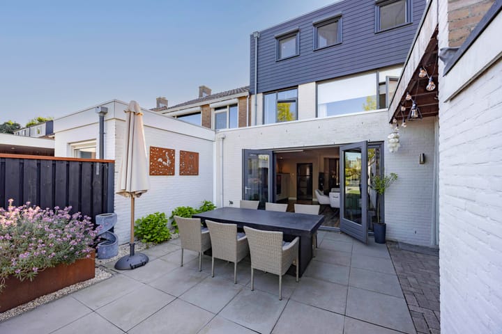 Foto 19 van Hofstraat 12