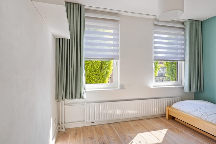 Photo 18 of Alb. Thijmstraat 9