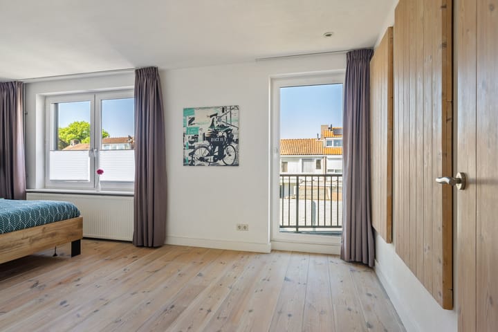 Photo 22 of Alb. Thijmstraat 9