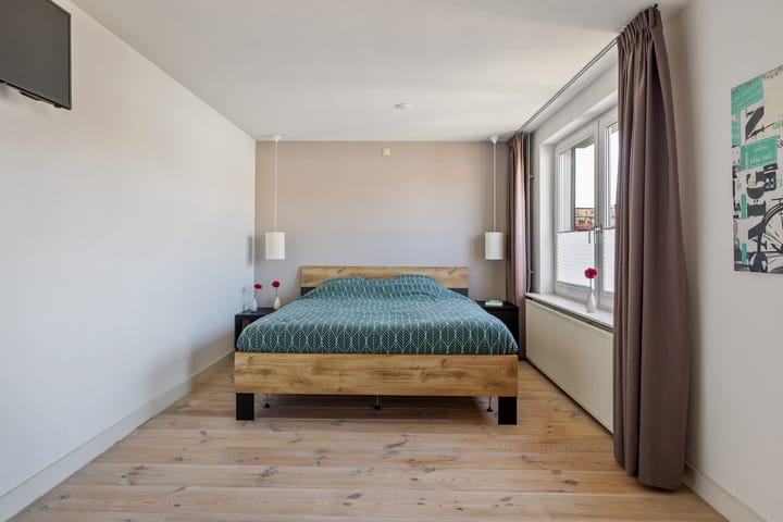 Photo 23 of Alb. Thijmstraat 9