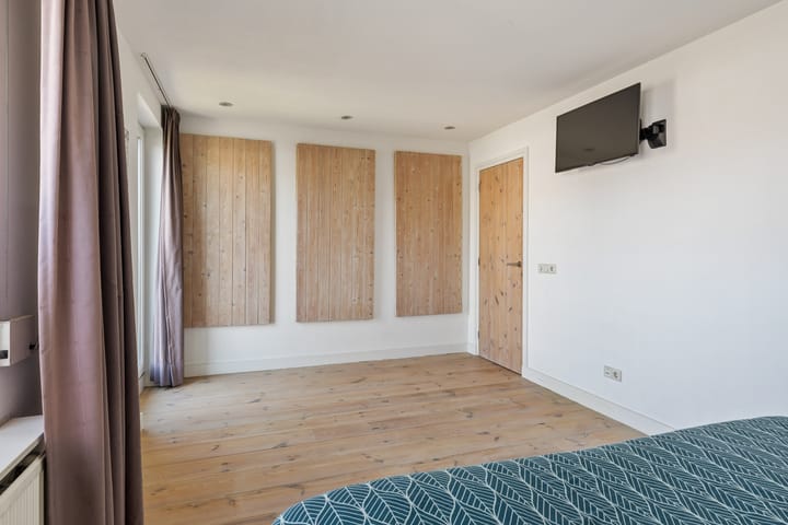 Photo 24 of Alb. Thijmstraat 9