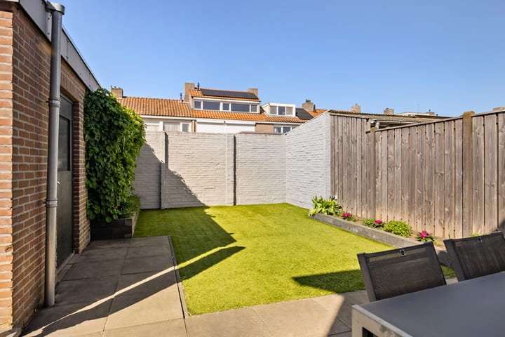 Photo 27 of Alb. Thijmstraat 9