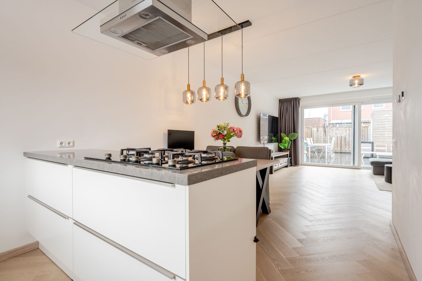 Photo 14 of Karl Braunstraat 22