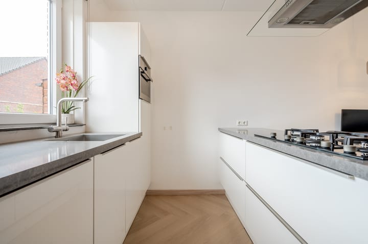 Foto 15 van Karl Braunstraat 22