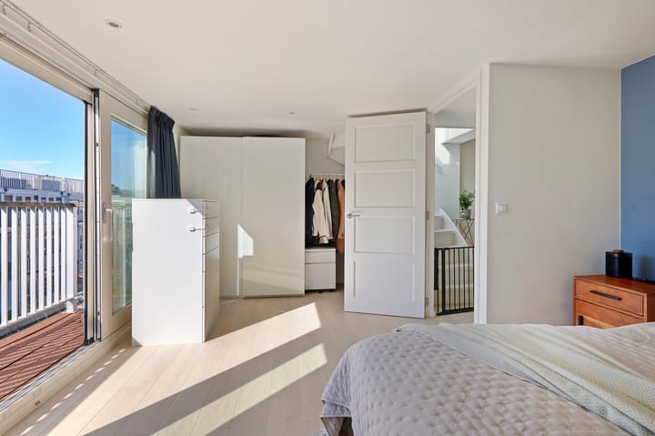 Foto 22 van Woestduinstraat 148-2