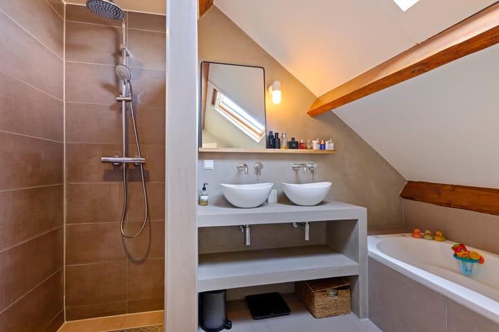 Foto 23 van Woestduinstraat 148-2