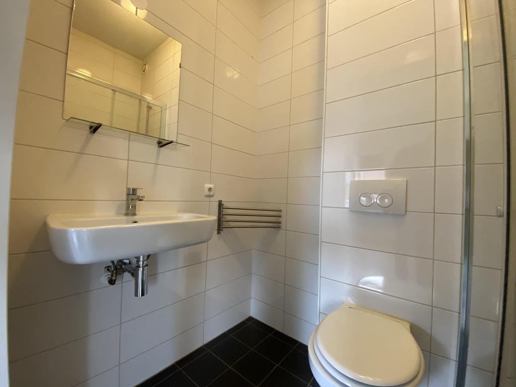 Photo 8 of Landstraat 8-C