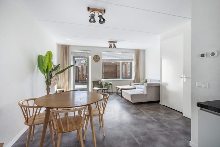 Foto 9 van Jacob van Ruisdaelstraat 14