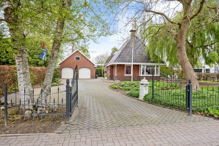 Photo 10 of Langeweg 1