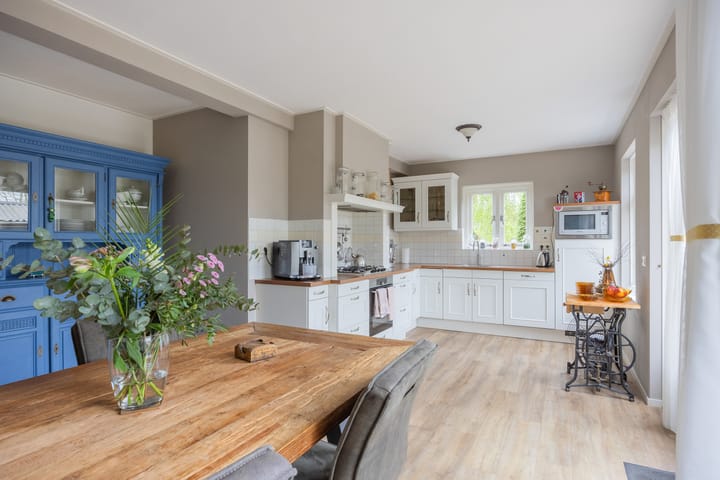 Photo 34 of Langeweg 1