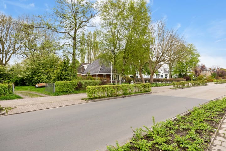 Photo 87 of Langeweg 1