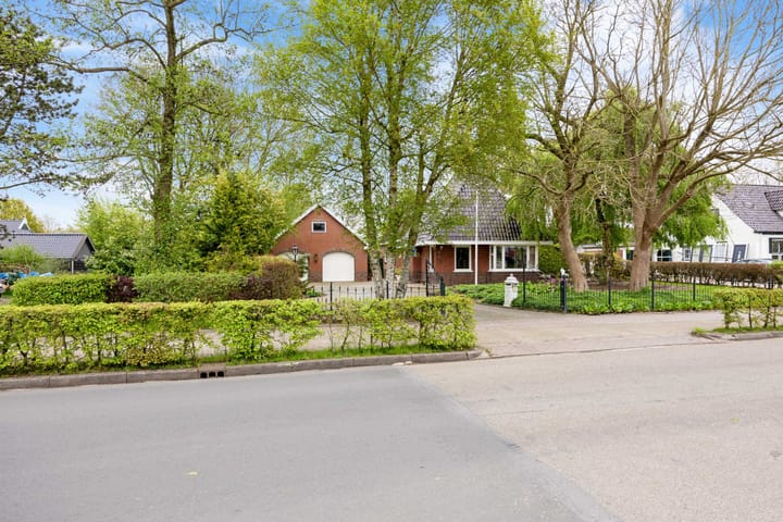 Photo 88 of Langeweg 1