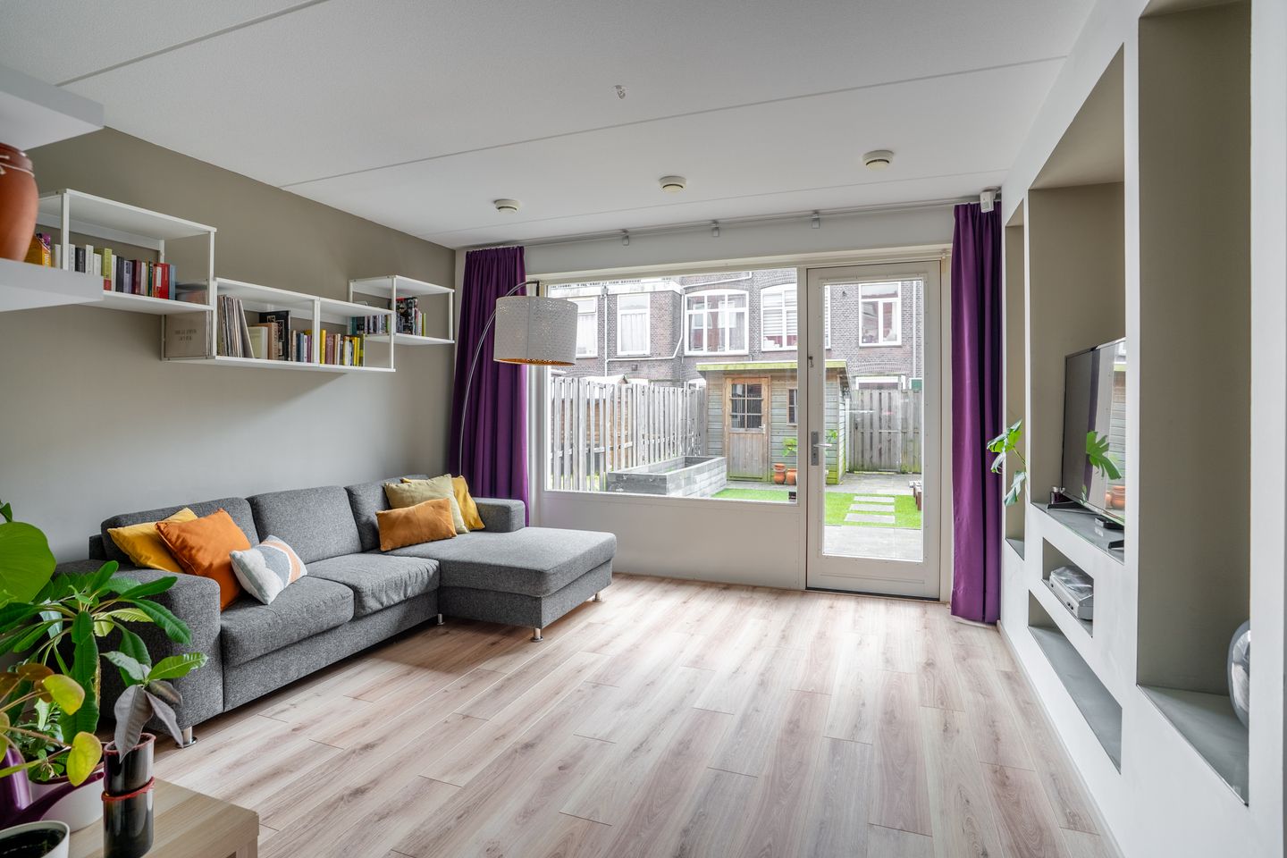 Foto 1 van Reitzstraat 250