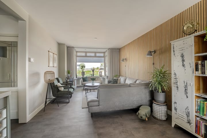 Foto 9 van van Leeuwenhoekweg 14