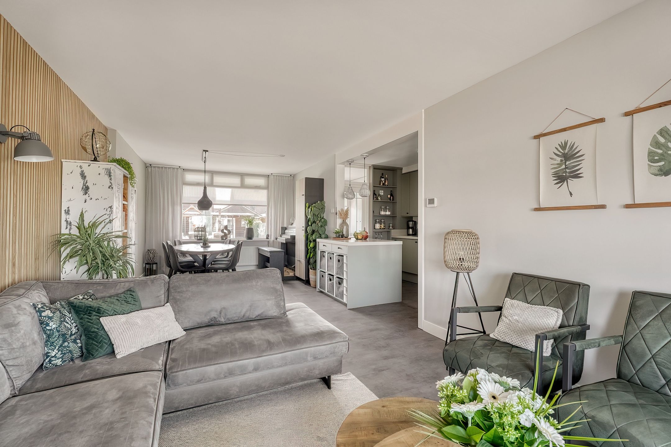 Photo 12 of van Leeuwenhoekweg 14