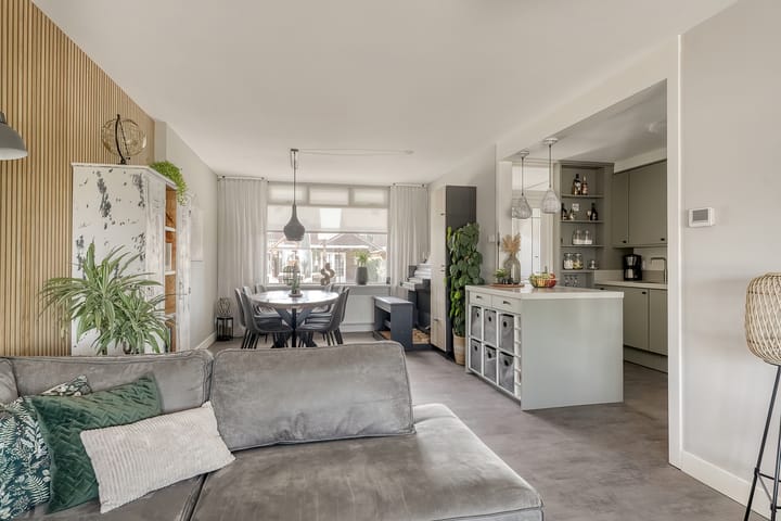 Foto 13 van van Leeuwenhoekweg 14