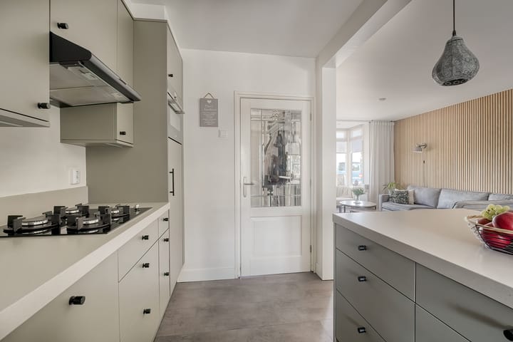 Foto 17 van van Leeuwenhoekweg 14