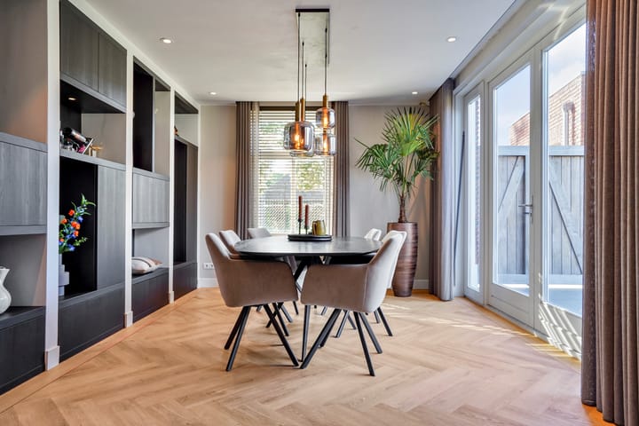 Foto 11 van Raadhuisstraat 8