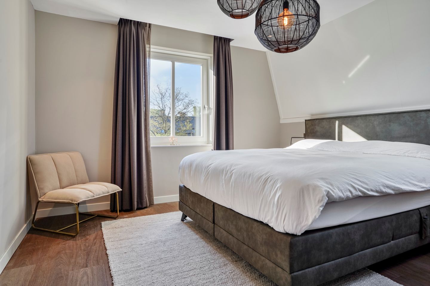 Foto 25 van Raadhuisstraat 8