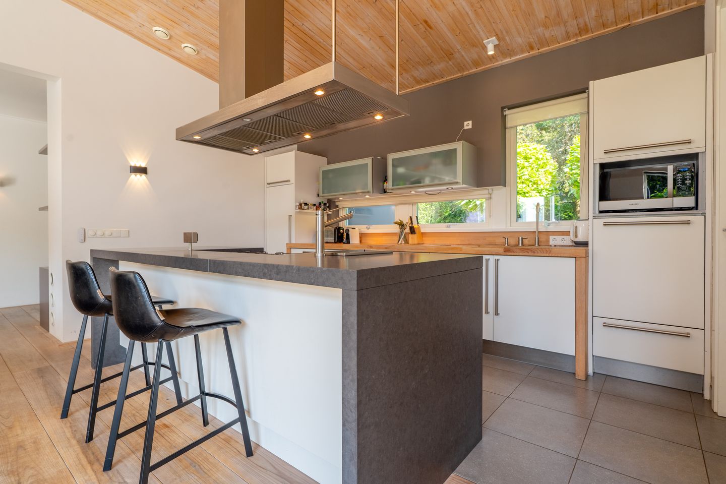 Photo 20 of Hoofdweg 124