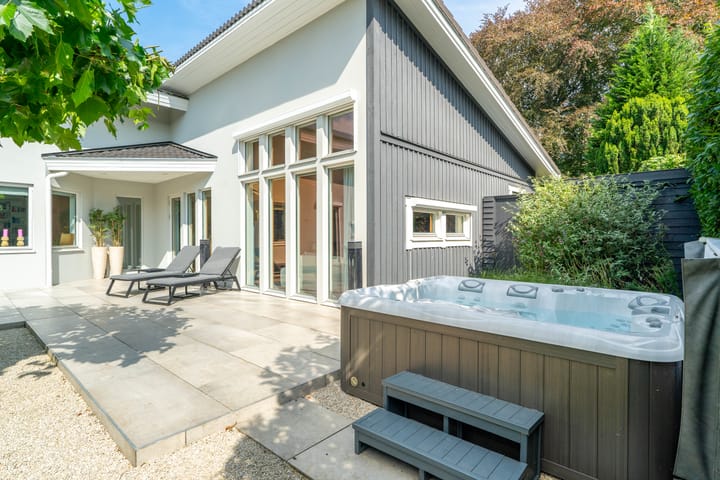 Photo 51 of Hoofdweg 124