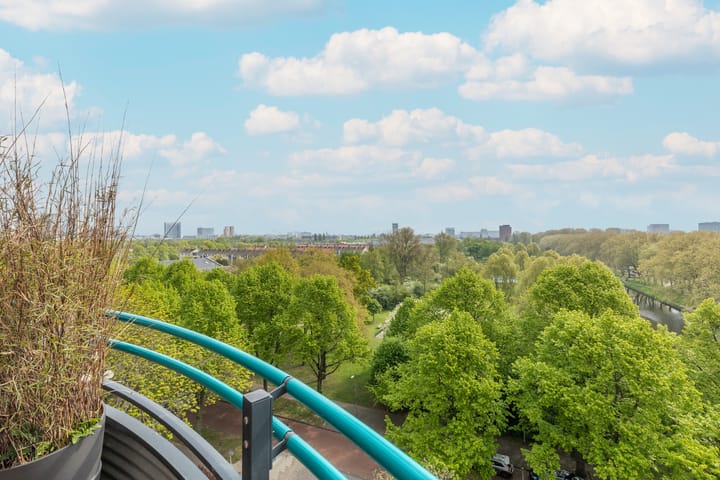 Foto 3 van Cornelis van Rijplantsoen 43